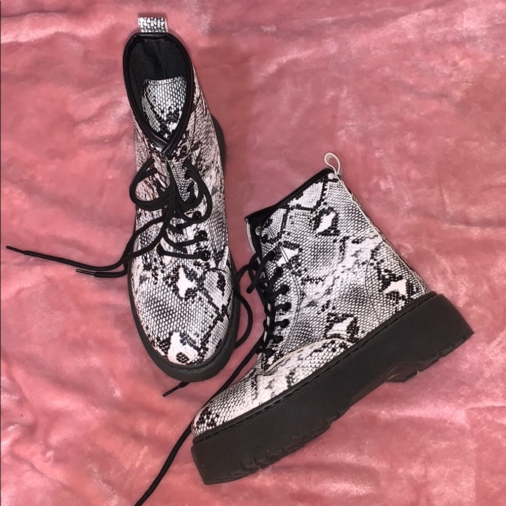 Snake skin Boots